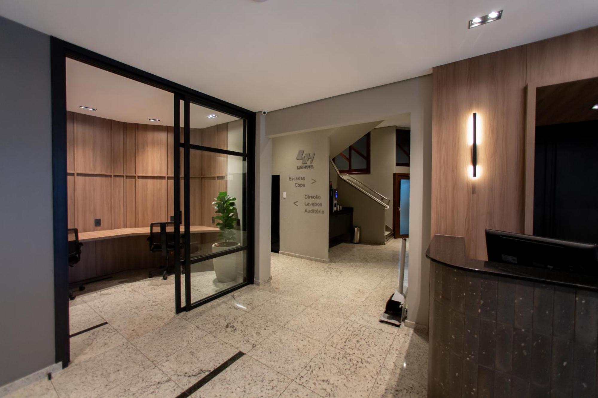 Luz Hotel パト・ブランコ エクステリア 写真